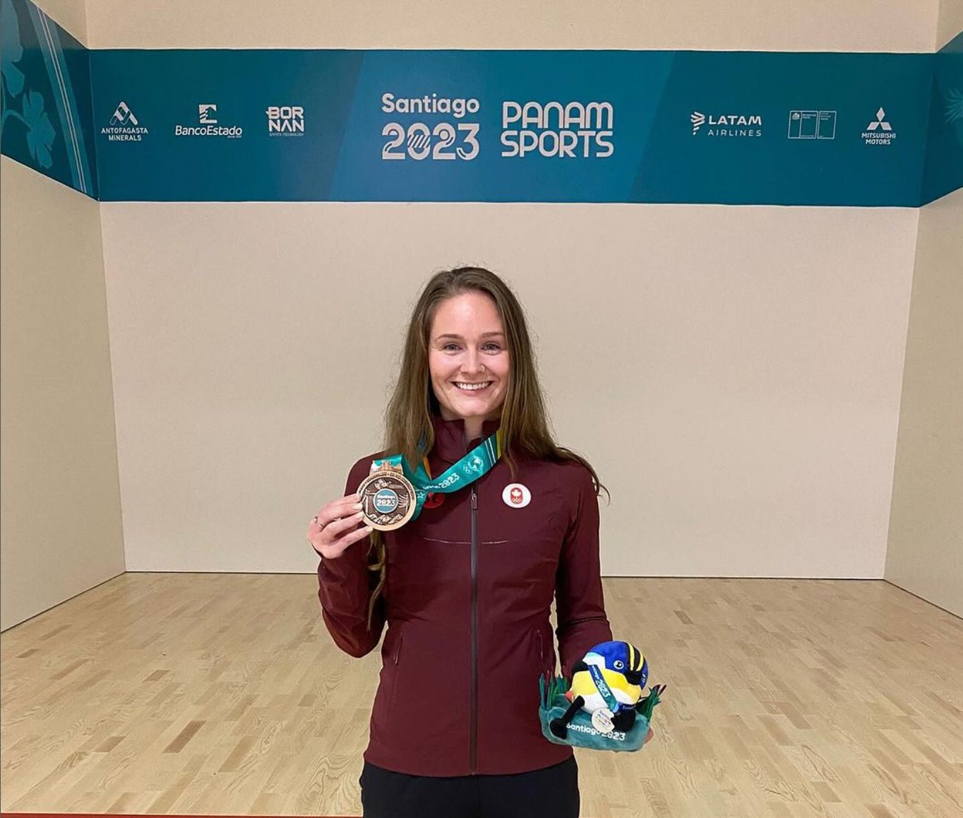 Hollie Naughton Triumphs at Pan American Games with Double Medal Win - Black Knight